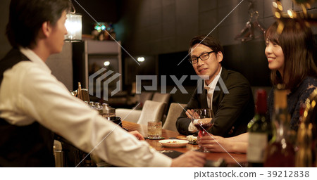 BAR image BAR image 39212838