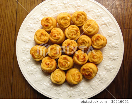 Baked sweets Baked sweets 39216061
