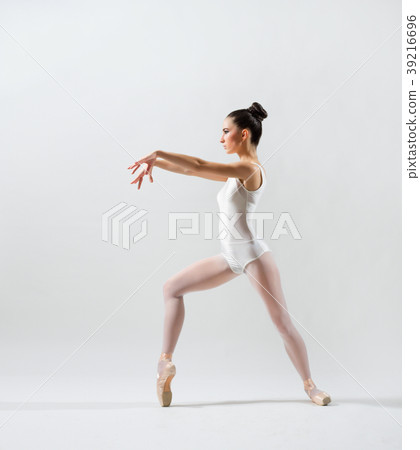 Ballerina (on grey version) Ballerina (on grey version) 39216696