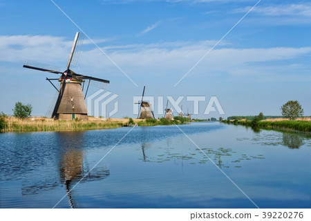 Windmills at Kinderdijk in Holland. Netherlands Windmills at Kinderdijk in Holland. Netherlands 39220276