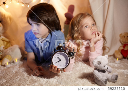 Little children in nice toy tent Little children in nice toy tent 39222510
