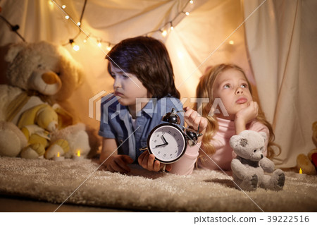 Upset children in gaming room Upset children in gaming room 39222516