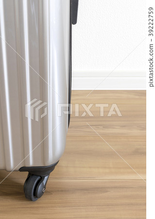 suitcase 39222759