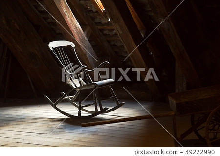 Old Rocking Chair Old Rocking Chair 39222990