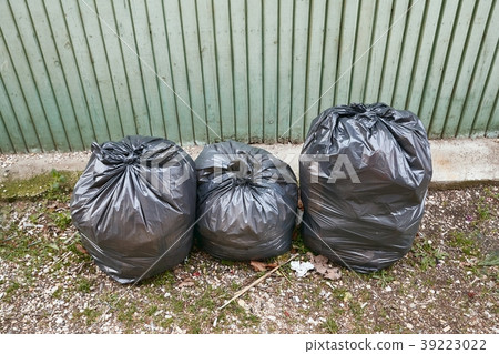 Bags of rubbish Bags of rubbish 39223022