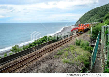 台東台東塔拉汽車站最美麗的汽車站消防火車Sumari Tamari Doulian Station Calavi Station 39223198
