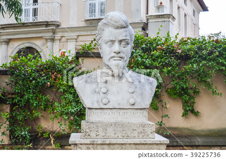 Monument to Herman Liikanen in Rome 39225736