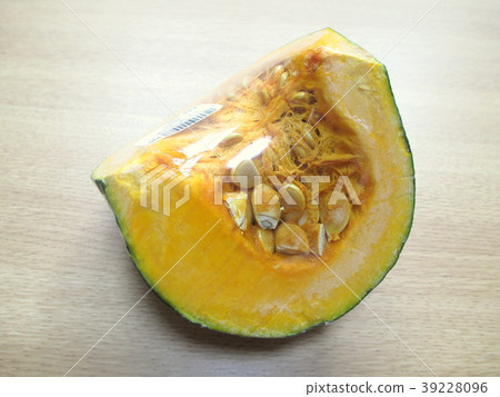 包裹南瓜 包裹南瓜 39228096