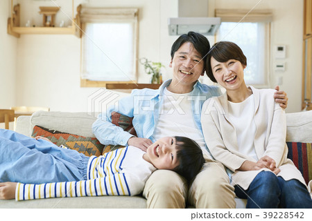 Family gathering 39228542