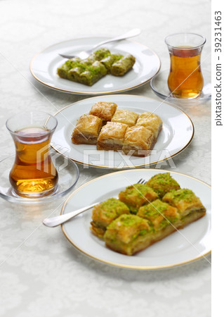 果仁蜜餅和柴 39231463