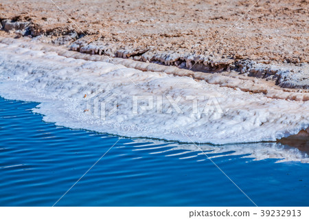 Chott el Djerid, salt lake in Tunisia Chott el Djerid, salt lake in Tunisia 39232913