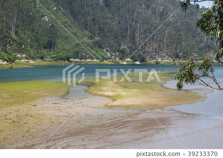 Ria Tina Minor. Nansa River mouth. Municipality Ria Tina Minor. Nansa River mouth. Municipality 39233370