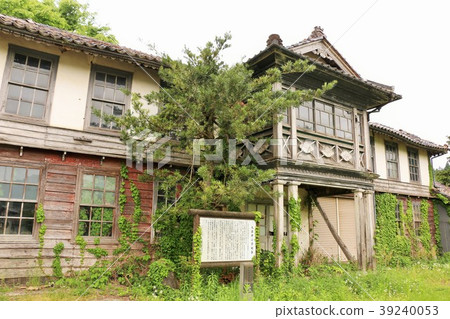 Tottori Prefecture Iwai Elementary School 39240053