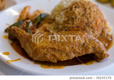 Singapore food Chicken Curry Rice. Singapore food Chicken Curry Rice. 39243178