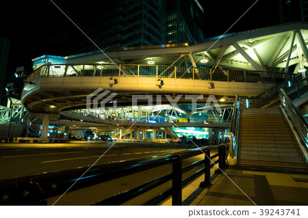 Abeno Footbridge 39243741