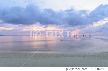 Beach  sunset sky and tropical sea at dusk 39246798