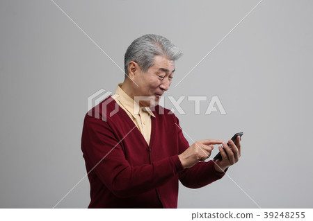亞洲人的表情，資深，中年，老人，特寫鏡頭，笑，微笑，幸福，健康 39248255