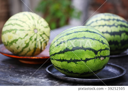 watermelon on the table entirely 39252505