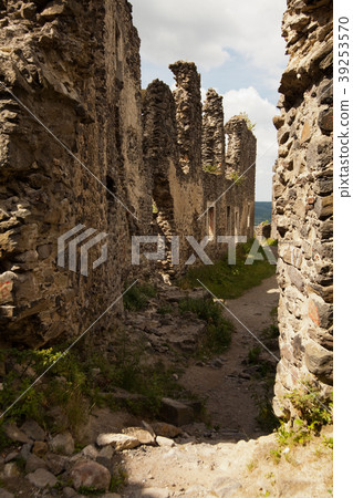 Ruins of Castle Nevytske in Transcarpathian region 39253570