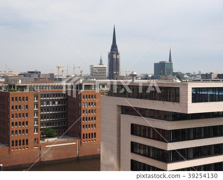 Hamburg skyline view Hamburg skyline view 39254130