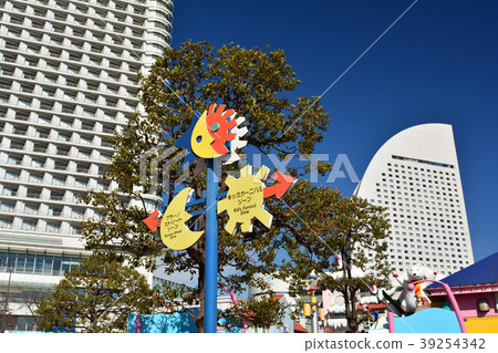Yokohama Yokohama 39254342