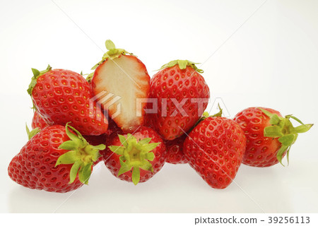 Strawberry last night Strawberry last night 39256113