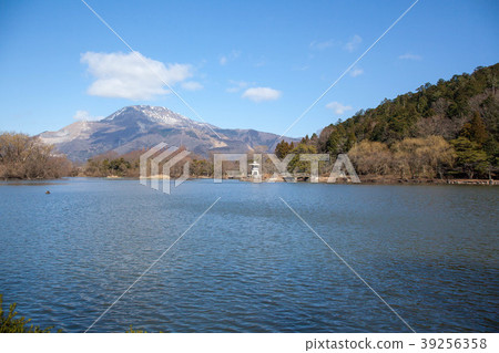 Mt. Ibuki & Mishima Pond 16 in early spring 39256358