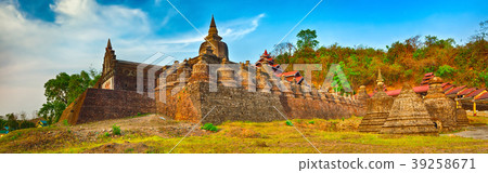 Shai-thaung Temple in Mrauk U. Myanmar. Shai-thaung Temple in Mrauk U. Myanmar. 39258671