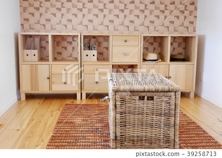 Cabin back storage 39258713