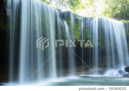 納布加拉瀑布 39260028