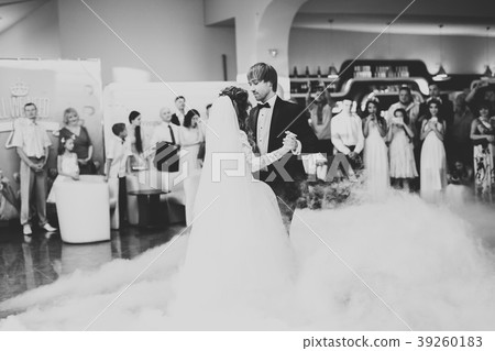 Beautiful caucasian wedding couple just married 39260183