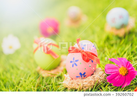 Closeup Colorful Easter eggs in nest  39260702