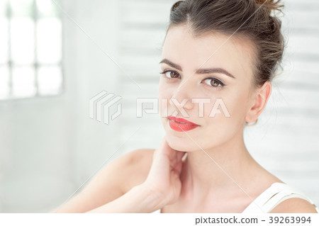 close-up woman portarat indoor on white bright close-up woman portarat indoor on white bright 39263994