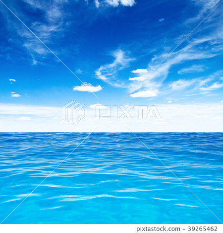 Ocean travel outdoor scene 39265462