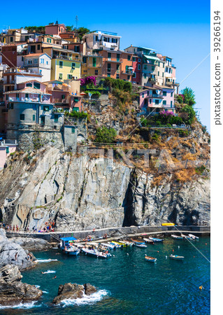 Cinque Terre, Italy - Manarola colorful fishermen  39266194