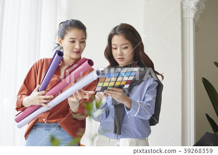 Roommate, share house, young woman, korean 39268359