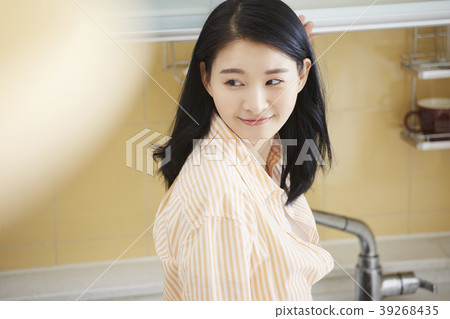 生活,年輕女性,韓國人 生活,年輕女性,韓國人 39268435