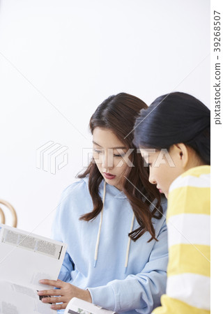 室友，分享房子，年輕的女人，韓國 39268507