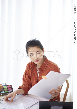 生活，年輕女性，韓國人 39268613