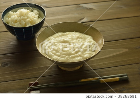 Rice balls 39268681