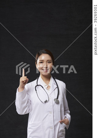 女醫生 女醫生 39269301