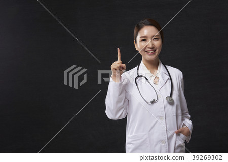 女醫生 39269302