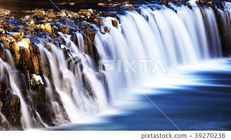 A straight waterfall A straight waterfall 39270236