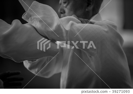 dojo, japanese culture, practicing 39271093