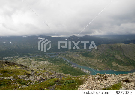Mountain hiking in Norway 39272320