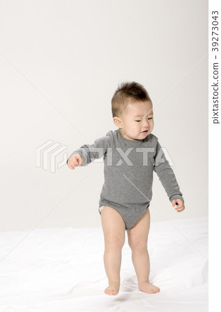 Baby Baby 39273043