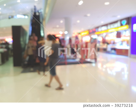 shopping mall blur background 39273218