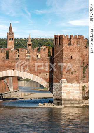 Verona Italy - Scaligero Bridge of Castelvecchio 39274929