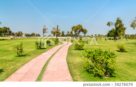 Park of Rani Ki Vav, an intricately constructed 39276079