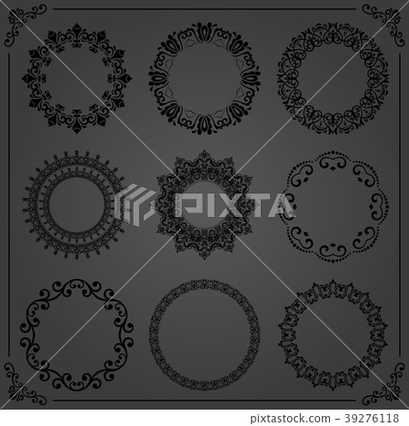 Vintage Set of Vector Round Elements 39276118